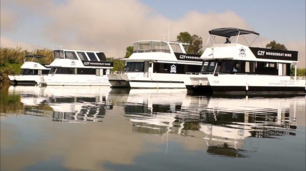 Grafton 2 Yamba Houseboat Hire