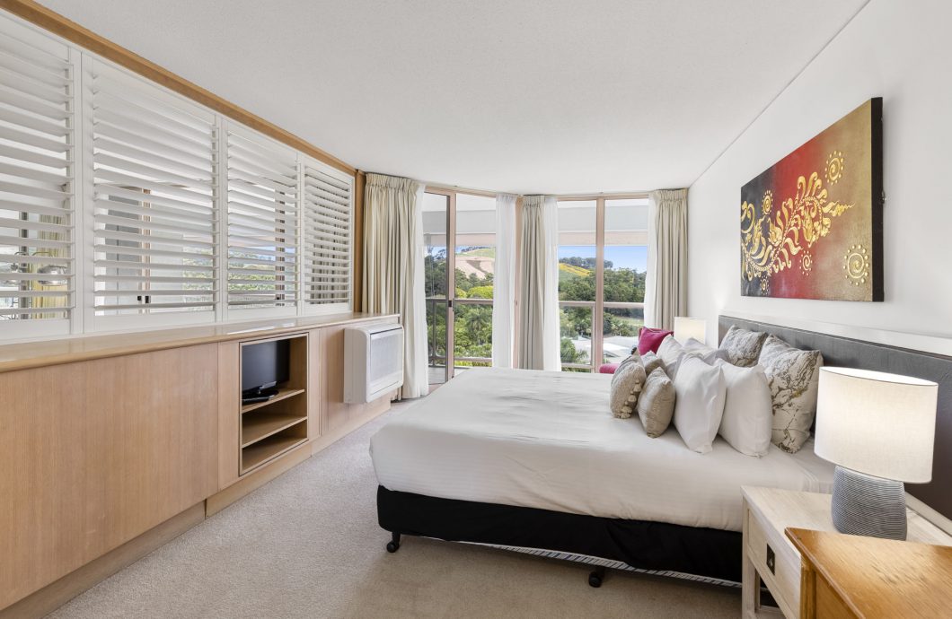 Pacific Bay Resort is Nestled between the Pacific Ocean and the beautiful hinterland rainforests