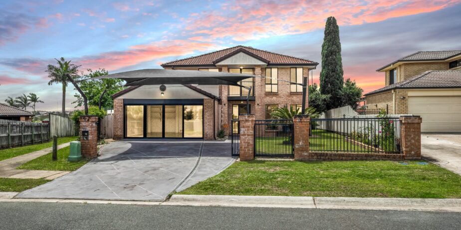 »UPPER COOMERA Sales and Rentals