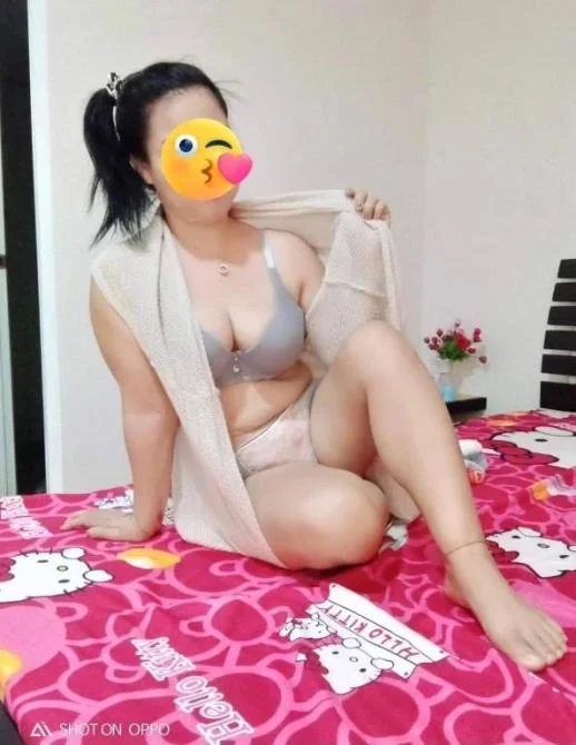 I’m JUDY 35, here for Massage, House In Labrador